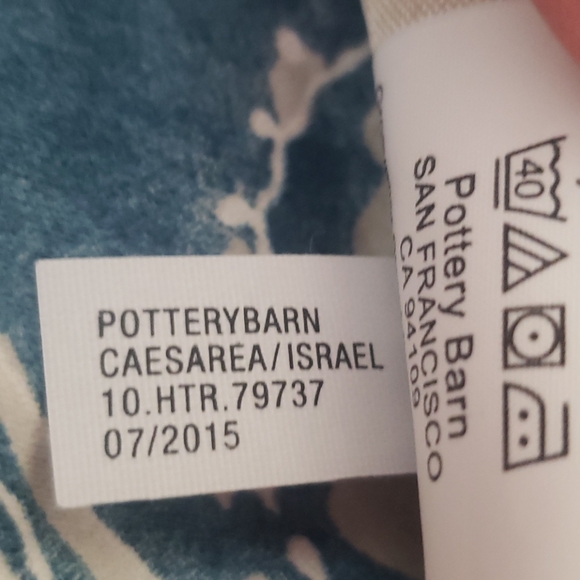 Pottery Barn Medallion Duvet Cover With Shams - Picture 8 of 8